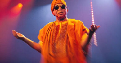 U-Salif Keita uveza okumhoxise ukuza eNingizimu Afrika